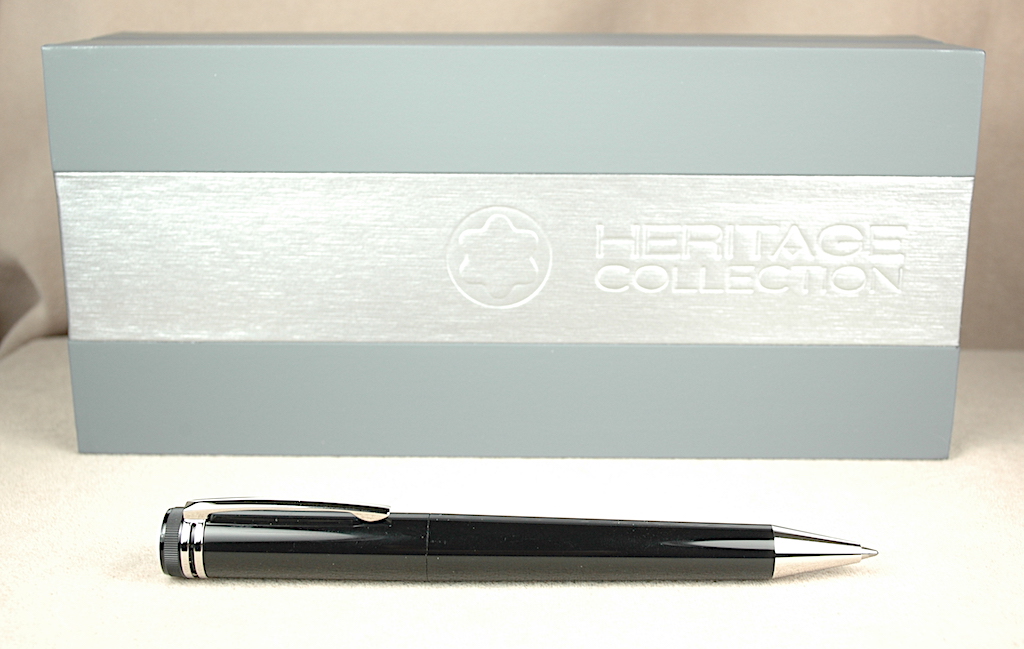 Pre-Owned Pens: 4783: Mont Blanc: Heritage Collection 1912 Capless